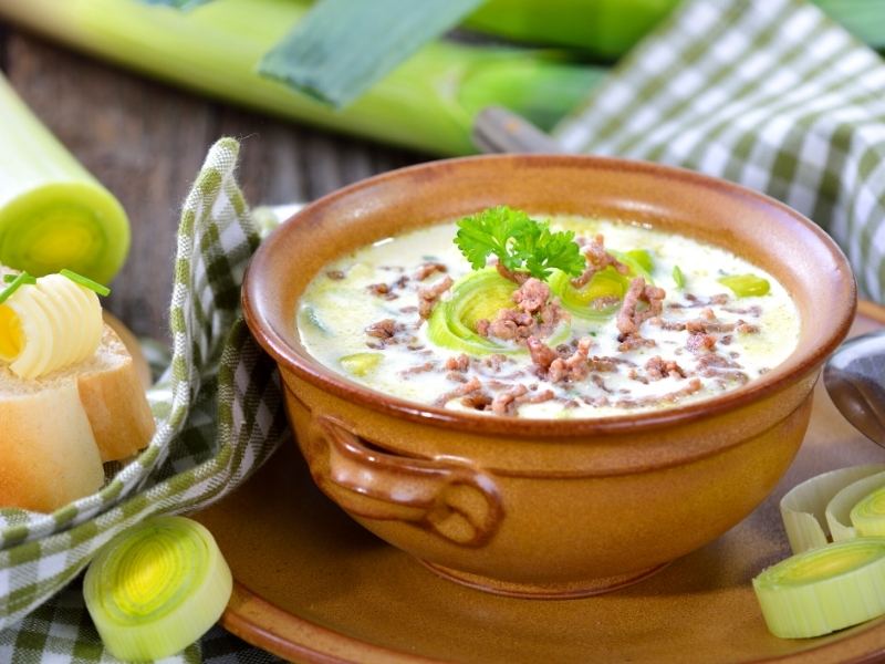 Leek-cheese-mince-soup-party