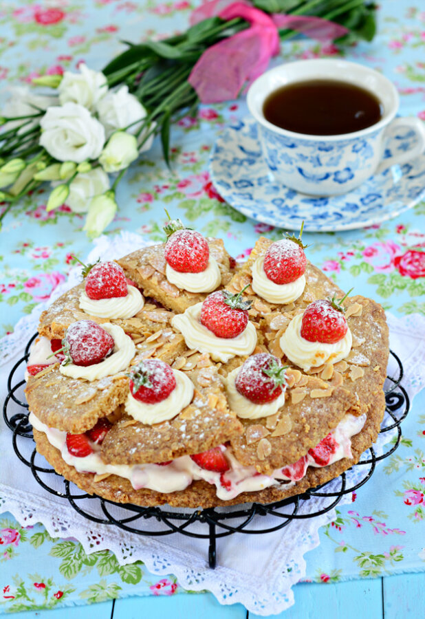 Strawberry-Shortcake