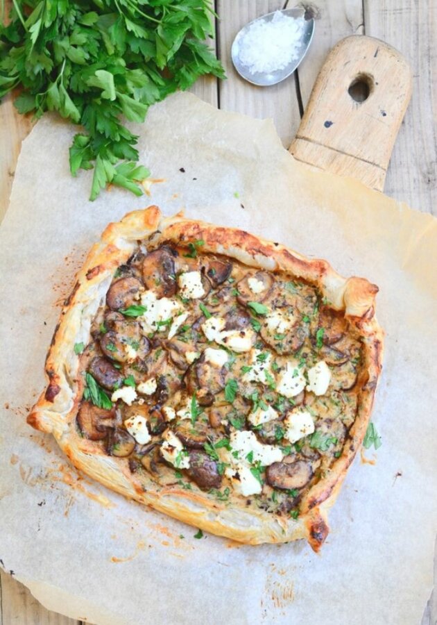 mushroom cheese savoiry tart