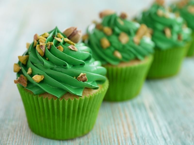 pistachio cupcakes